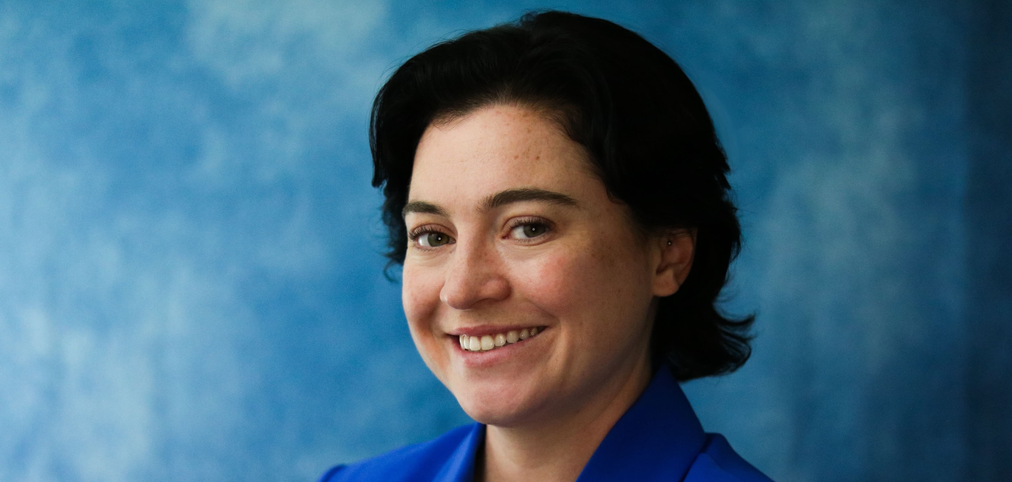 Steph Rowe Headshot
